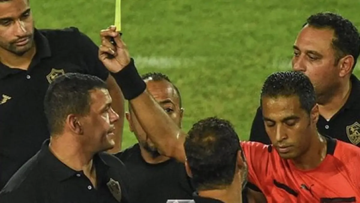 بسبب أخطاء مباراة الزمالك قرار ضد أمين عمر من لجنة الحكام 4 قرار ضد أمين عمر من لجنة الحكام