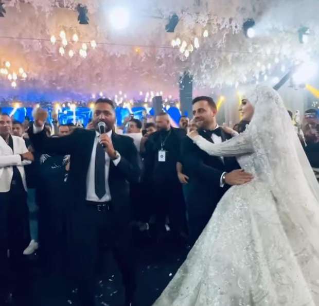 العريس الأسطوري يكشف عن تكلفة حفل زفافه تفاصيل خيالية للزفاف 3 العريس الأسطوري يكشف عن تكلفة حفل زفافه1