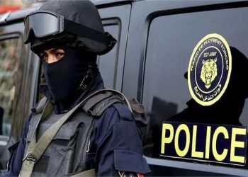 تفاصيل القبض على مزور البنوك