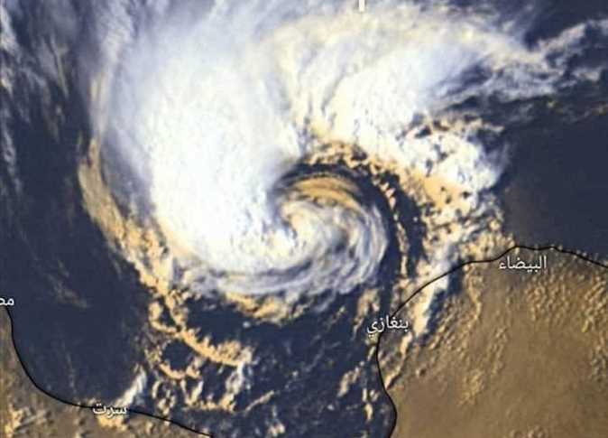 وصول العاصفة دانيال إلى مصر