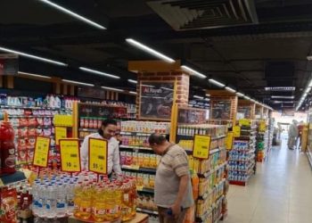 تعرف على أماكن بيع السكر والأرز والزيت بسعر مخفض