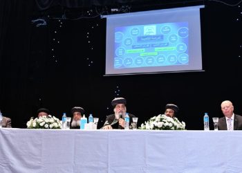 بالصور البابا تواضروس الثاني فى حفل تكريم خريجي معهد مشورة بالمعادي