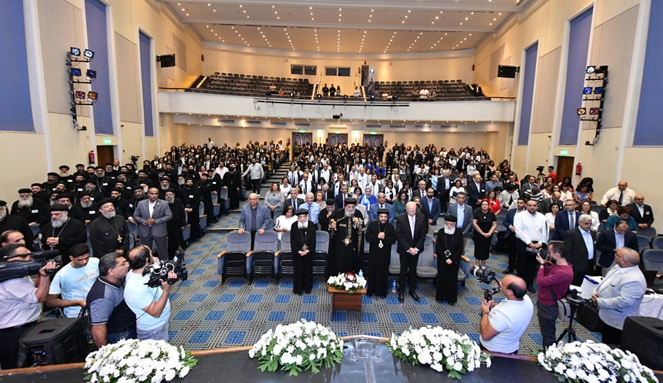 بالصور البابا تواضروس الثاني فى حفل تكريم خريجي معهد مشورة بالمعادي 5 البابا تواضروس الثاني يكرم خريجي معهد المشورة