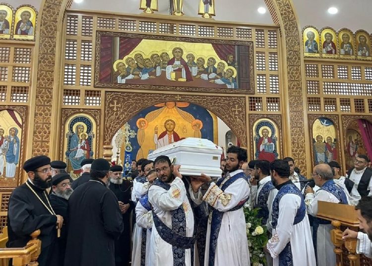 بالصور جنازة الأنبا أثناسيوس بفرنسا بحضور أحبار الكنيسة 1 345559201 789167012567126 4796751105152949976 n 804