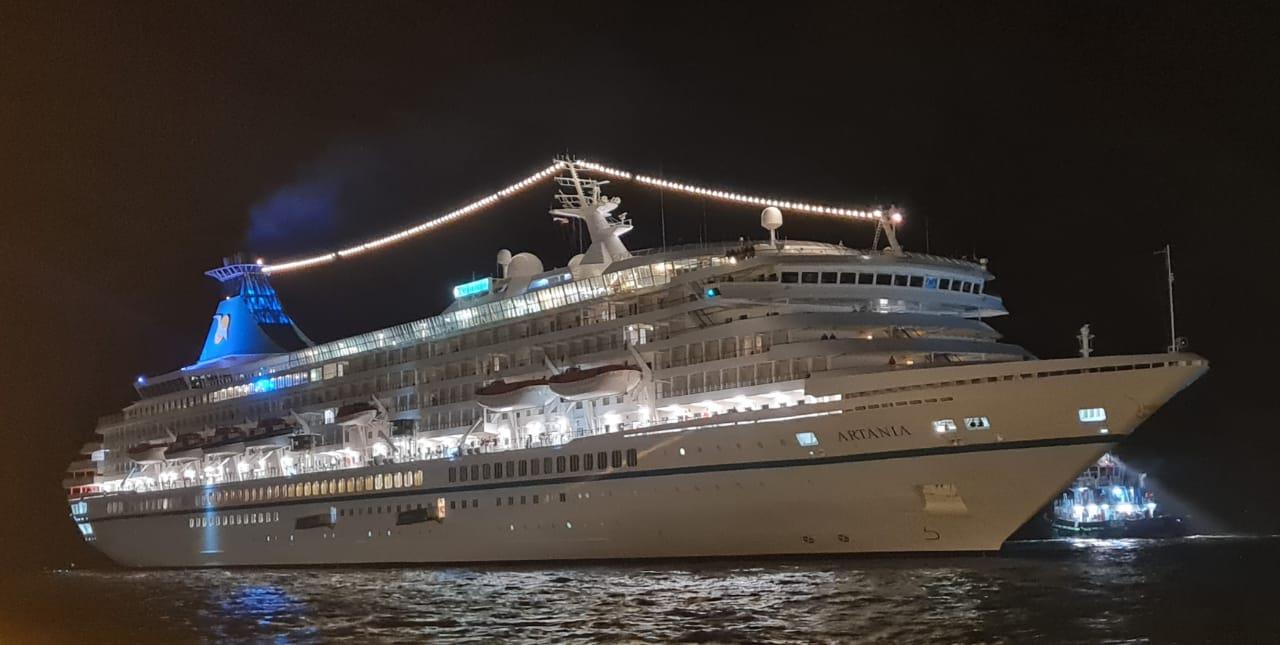 سفينة NAUTICA في ميناء بورسعيد بفوج سياحي مثير 4 سفينة NAUTICA في ميناء بورسعيد