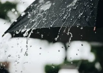 بين تقلبات الربيع وفرص الأمطار الأرصاد تحذر من ظواهر جوية تضرب البلاد اليوم الأحد 9 الأمطار
