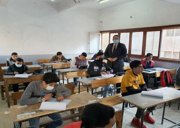 مواصفات إمتحان 1و2 ثانوي التعليم توضح 1 مواصفات إمتحان 1و2 ثانوي