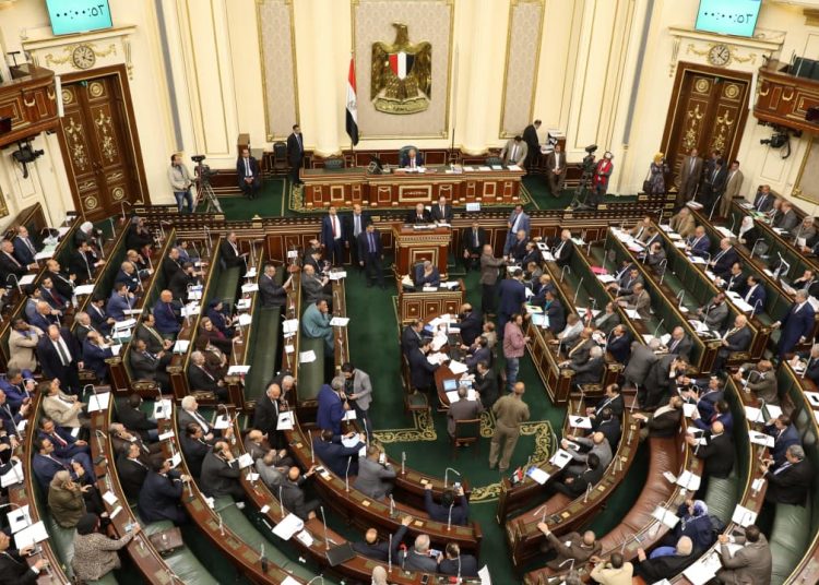 برلماني يرفض القرض الجديد للسكة الحديد ويهاجم الاخيرة 1 استدعاء مسؤلي شركة أوبر