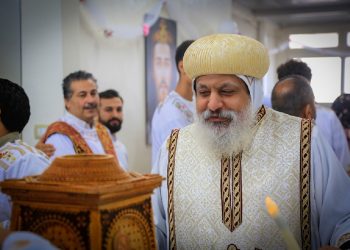 بالصور رسامة شمامسة برئاسة الأنبا ميخائيل فى كنيسة مار مينا الأميرية