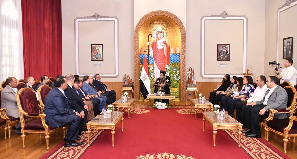 لقاء يمامة بقداسة البابا تواضروس الثاني داخل المقر البابوي 2 لقاء يمامة بقداسة البابا تواضروس