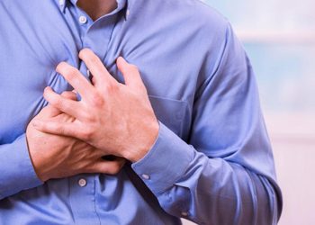 أعراض خطيرة تنذر بالذبحة الصدرية