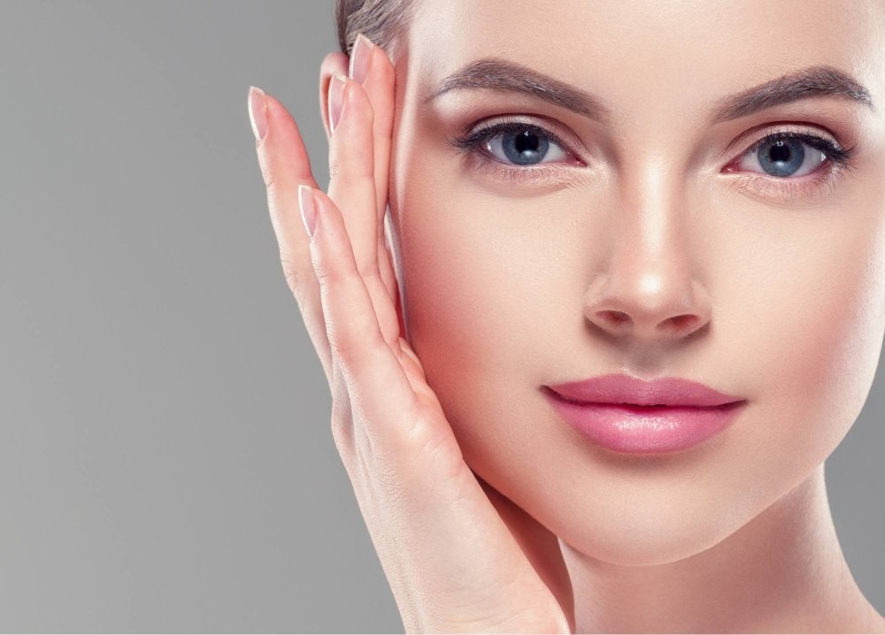 طرق بسيطة للتخلّص من دهون الوجه وبدون عمليات تجميل 4 طرق بسيطة للتخلّص من دهون الوجه