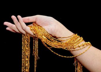 سعر الذهب ولع تاني شوف وصل كام عيار 21 اليوم