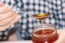 تحذير من أكل العسل بهذه الطريقة 