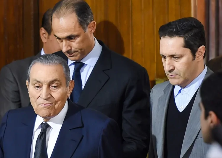 تحويشة العمر وسر ملايين جمال محامي أسرة مبارك يفجر مفاجآت مدوية عن ثروة الرئيس الراحل 1 علاء وجمال مبارك