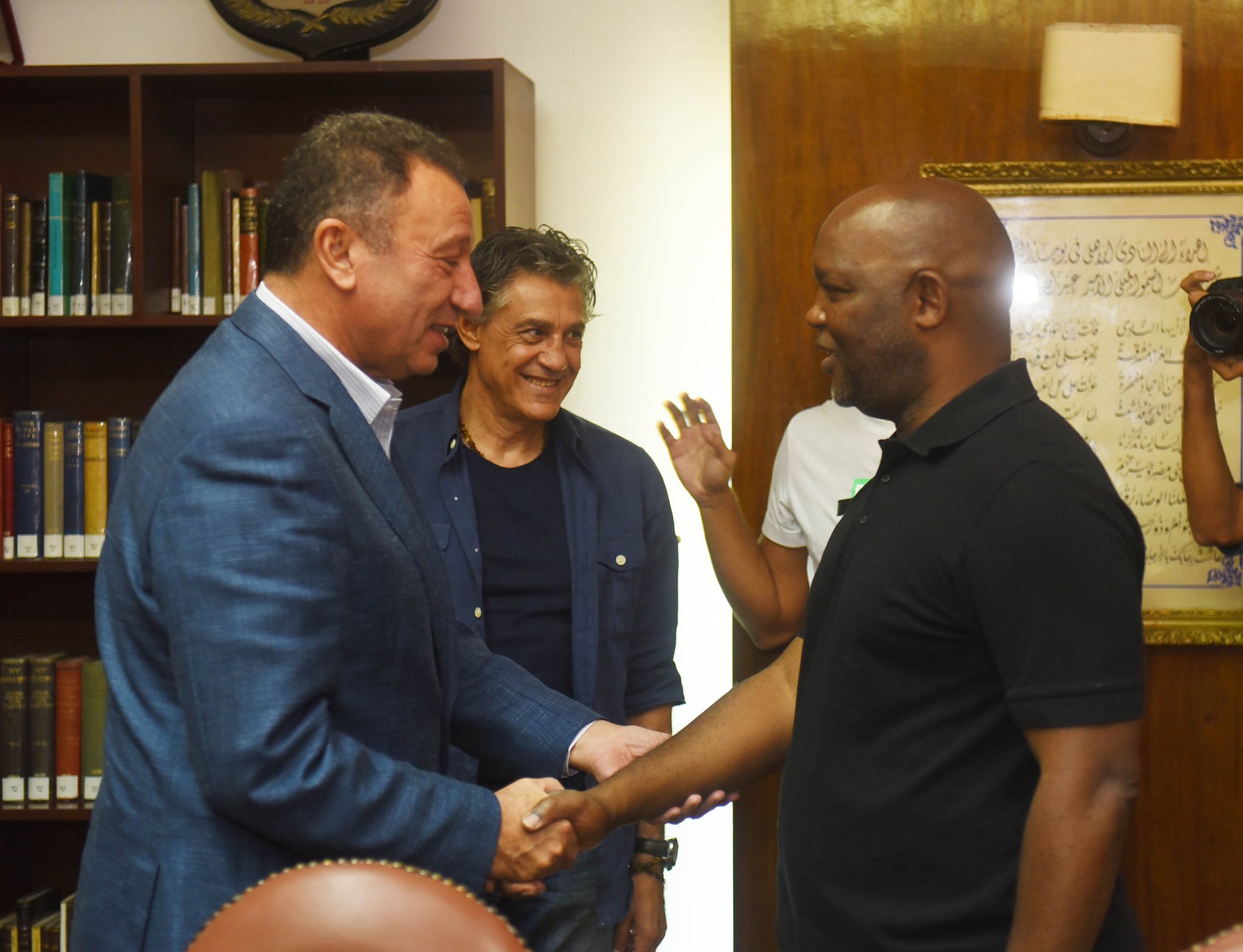 لماذا لم يتعاقد الزمالك مع موسيماني السبب غريب 3 mosimane elkhateb