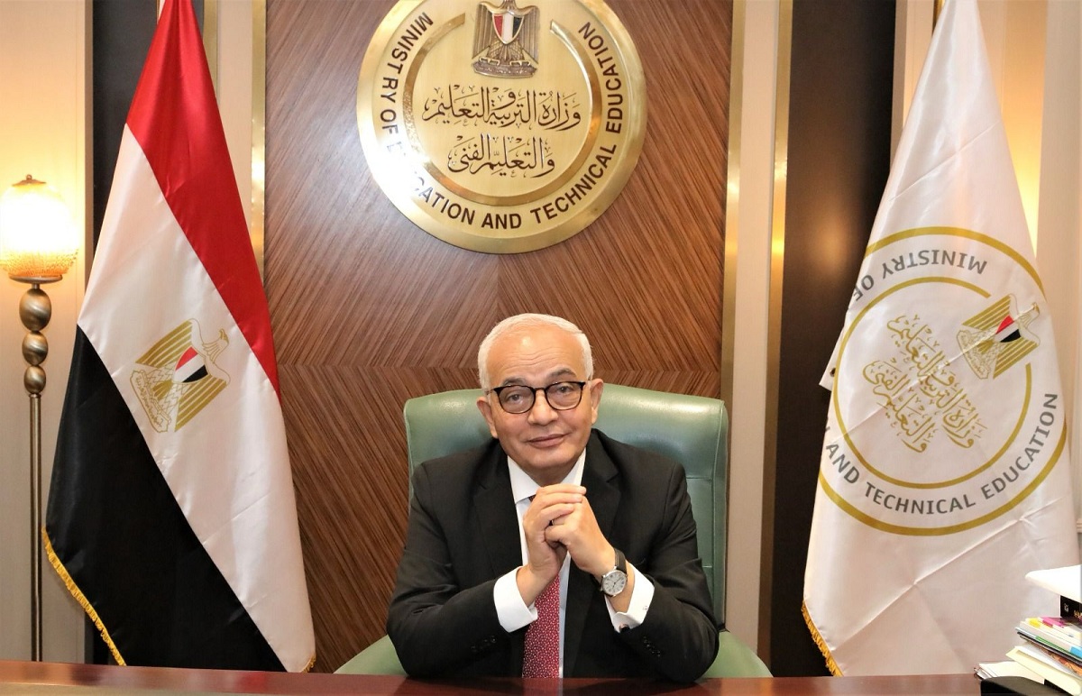 أول رد من التعليم بشأن أخطاء امتحان الكيمياء لطلاب الصف الثاني الثانوي 2 امتحانات الترم الثاني