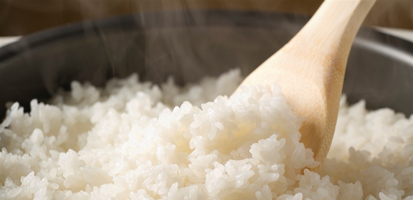 إستخدام ماء الأرز للشعر