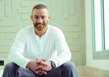 السقا يعلن إغلاق جميع حساباته