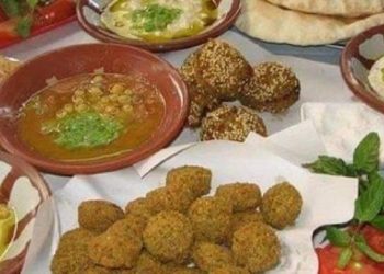 لو تناولت الفول والطعمية كل يوم ماذا يحدث لجسمك احذر هذه العادة