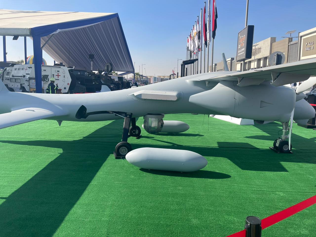 بالصور الجيش المصري لأول مرة يفاجئ العالم ويكشف عن أسطول طائرات بدون طيار حديثة 4 الجيش المصري يكشف عن طائرات بدون طيار