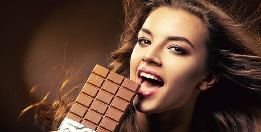 الشوكولاتة الداكنة ماذا يحدث لجسمك عند تناولها يوميا 3 الشوكولاتة الداكنة