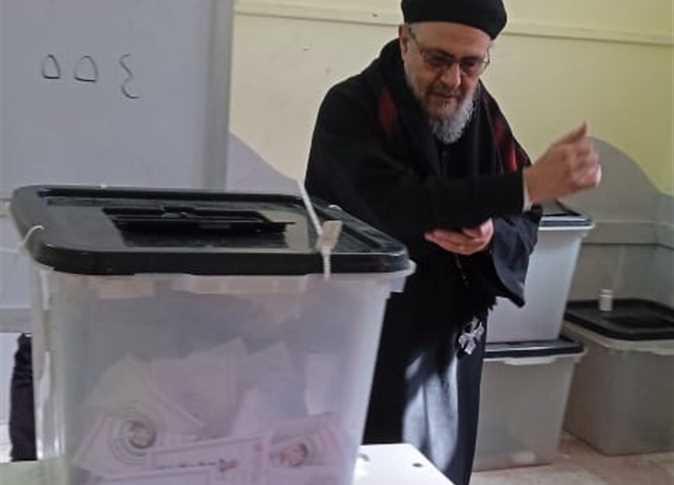 الانتخابات الرئاسية 2024 بالصور رهبان وكهنة الكنائس يدلون بأصواتهم 5 الكهنة والرهبان فى الانتخابات الرئاسية 2024