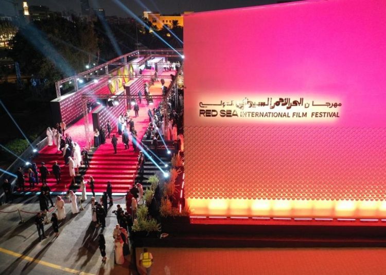 بالصور الأسود الراعي الرسمي لمهرجان البحر الأحمر السينمائي 2023 1 الأسود الراعي الرسمي لمهرجان البحر الأحمر