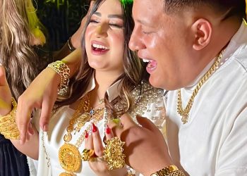 لابسة 3 كيلو ذهب بالصور زوجة حمو بيكا تثير الجدل على السوشيال ميديا