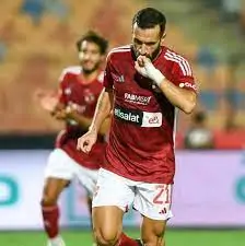 مفاجأة بشأن نجم الأهلي يفجرها الإعلامي أحمد شوبير 3 download 1