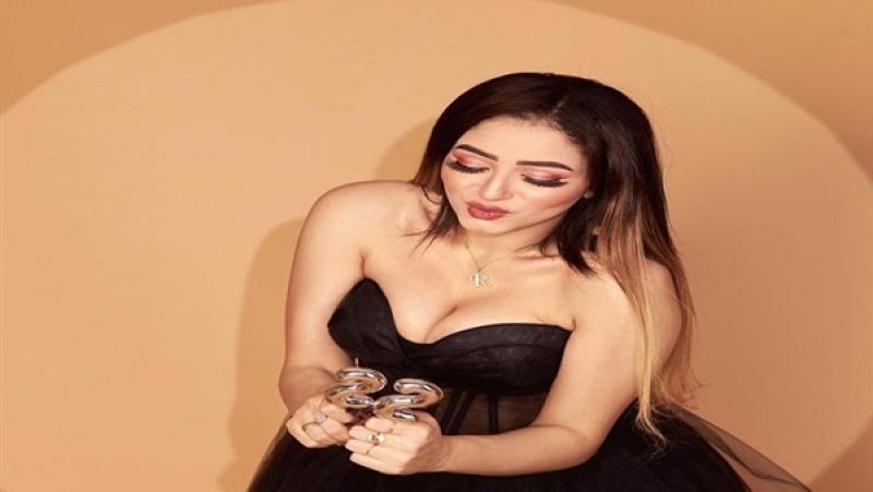 القصة الكاملة للبلوجر آيه إيهاب من شهرة الميديا إلى سجن النساء 3 القصة الكاملة للبلوجر آيه إيهاب