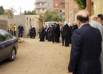 خبر صادم أحمد حلمي يودع أخاه