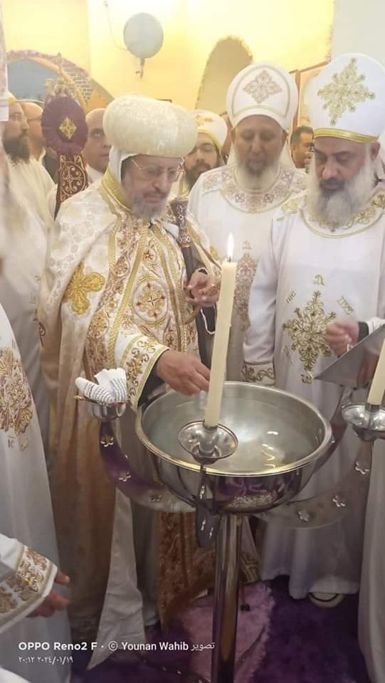 بالصور بالتزامن مع عيد الغطاس الأنبا مرقس يفتتح كنيسة بشبرا الخيمة 4 بالتزامن مع عيد الغطاس الأنبا مرقس يفتتح كنيسة