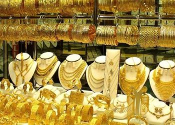 الذهب يستمر في الهبوط