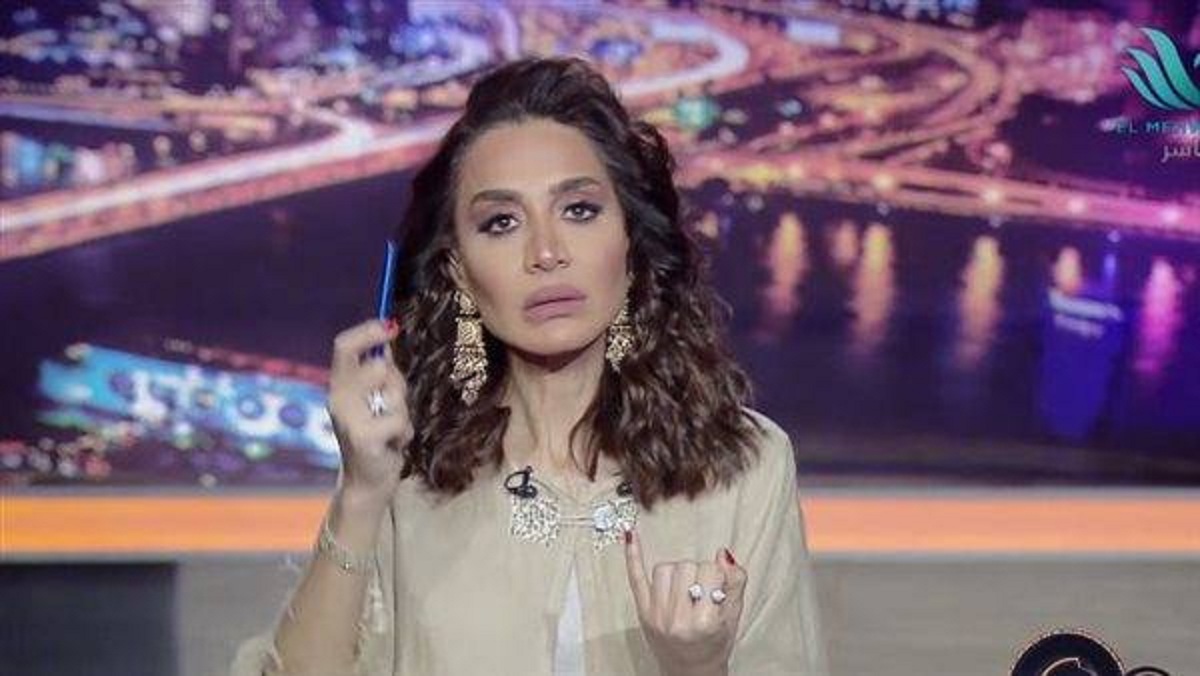 بسمة وهبة ولعتها بكشف عدد مرات طلاق ميار الببلاوي من زوجها وتنشر أول تعليق  عقب الهجوم عليها | صوت المسيحي الحر