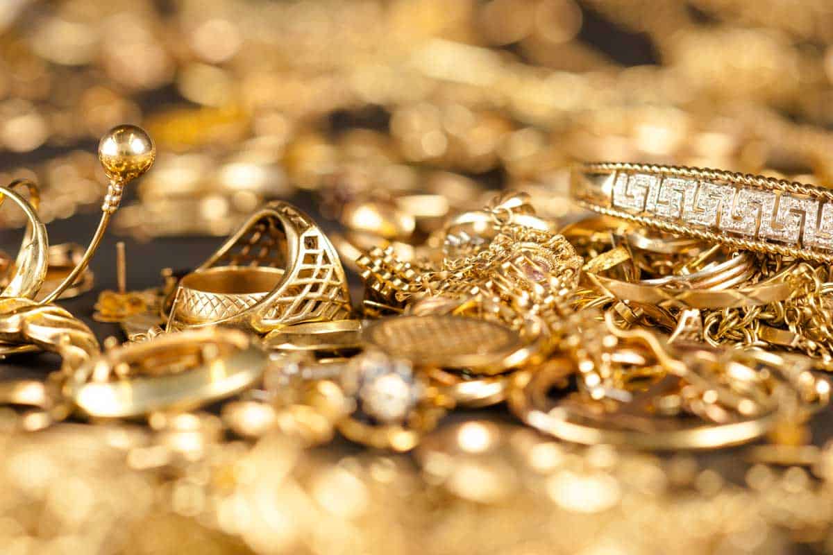 تذبذب أسعار الذهب بآخر تعاملات 17/3/2024 والجنيه الذهبي بسعر مفاجأة 2 الذهب