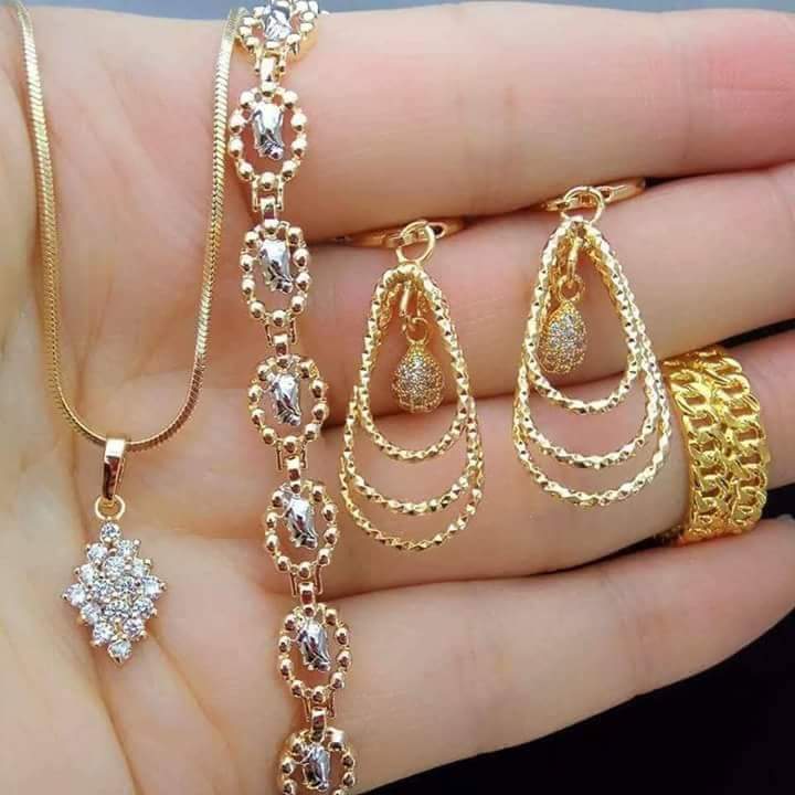 تذبذب أسعار الذهب بعد أحداث أمس بآخر تعاملات 14/4/2024 وال21 مفاجأة 5 زلزال يضرب أسعار الذهب