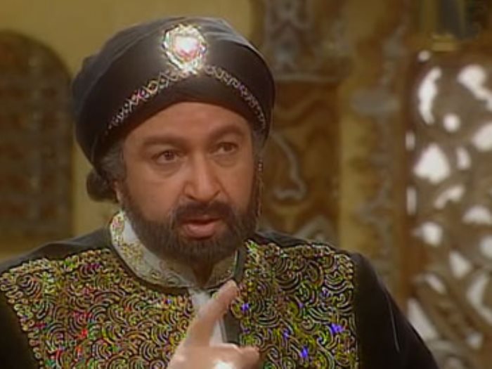 مفاجأة تكشف عن نور الشريف غير اسمه في الأوراق الرسمية وأكتشف السرطان صدفة 5 مفاجأة تكشف عن نور الشريف