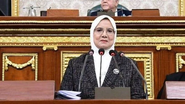 الصور الاولى لحادث وفاة نائبة مجلس النواب وآخرين بتصادم الصحراوي 5 وفاة النائبة أمنية رجب