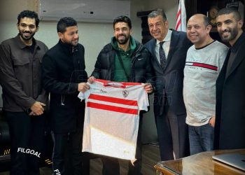 عبد الله السعيد داخل نادي الزمالك ننشر تفاصيل اليوم الأول لنجم الفريق