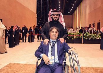 تفاصيل مرض الكابتن أشرف قاسم بعد ظهوره على كرسي متحرك