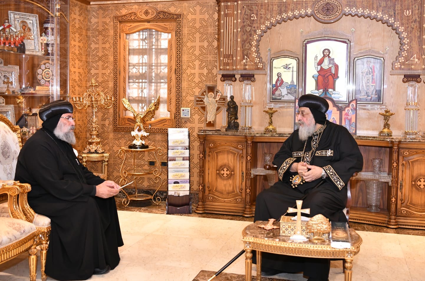 بالصور تفاصيل لقاءات البابا تواضروس الثاني من المقر البابوي بالقاهرة 2 لقاءات البابا تواضروس الثاني