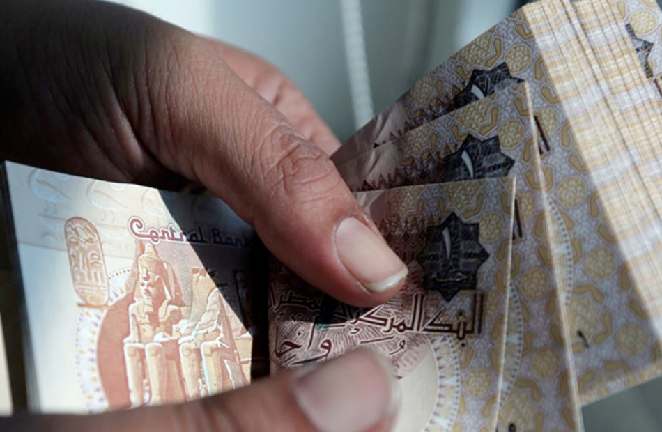 اعرف عقوبة رفض التعامل بالجنيه المصرى الورق بلغ عنه الشرطة 3 عقوبة رفض التعامل بالجنيه المصرى الورق