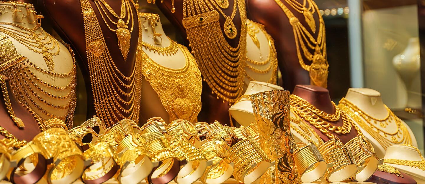 الذهب يحافظ على آخر إنخفاض سجله بختام تعاملات اليوم 4/10/2024 وال21 الآن 2 سعر الذهب