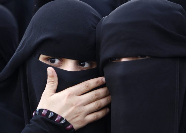 عاجل قرار قضائى بشأن حظر النقاب في المدارس 1 shujaa 777 1671788574.7152 11