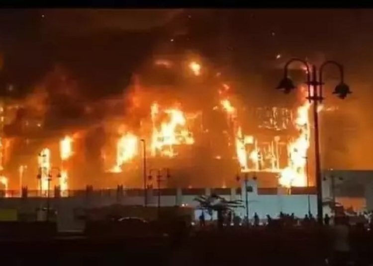 اعداد ضحايا حريق استوديو الأهرام تحقيقات عاجلة من النيابة مشهد أكشن أم قضاء وقدر 1 حريق مجمع البنوك