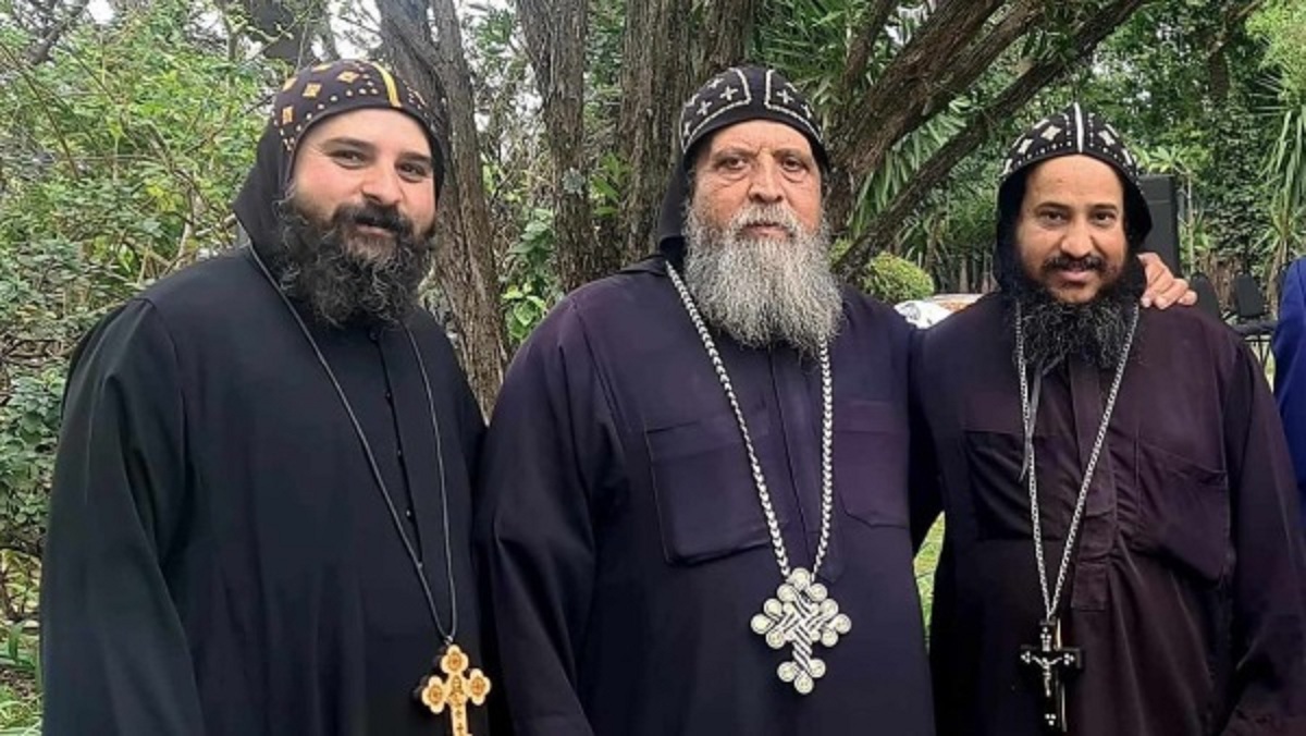 موعد صلاة تجنيز الرهبان الـ 3شهداء حادث جنوب أفريقيا يرأسه البابا تواضروس 2 صلاة تجنيز الرهبان
