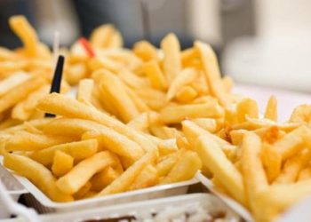 طريقة عمل البطاطس المقرمشة المقلية بدون نقطة زيت