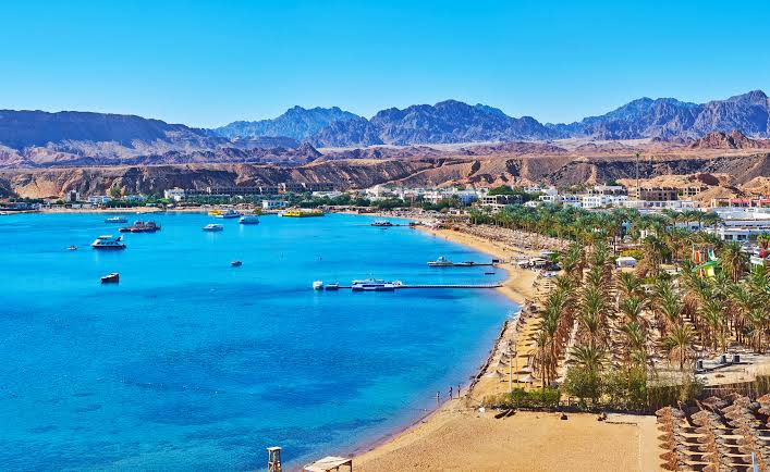 إغلاق البحر الأحمر في مرسى علم والفنادق تعتذر لنزلائها 4 إغلاق البحر الأحمر في مرسى علم