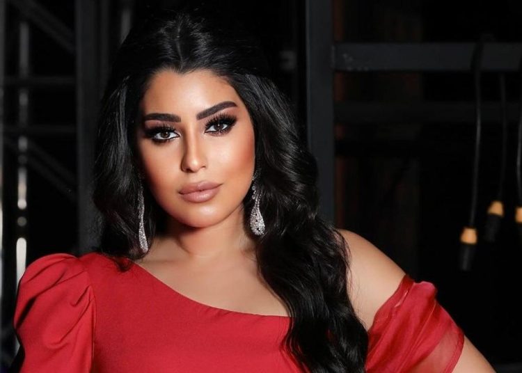 رسالة مثيرة من آيتن عامر لـ ياسمين عبد العزيز بسبب طلاقها 1 ayten amer